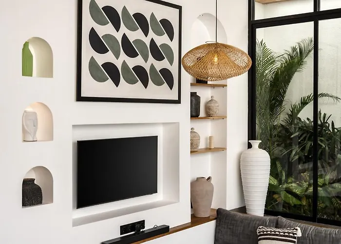 Casita Palm - By Yolla Hospitality *