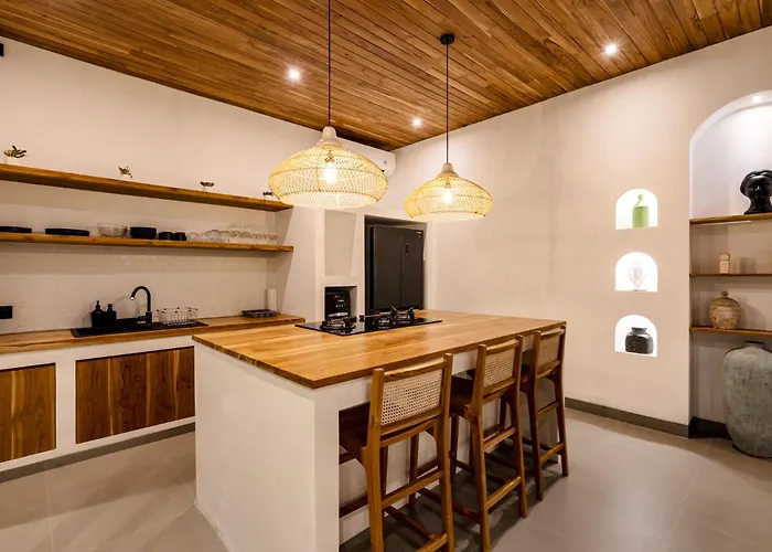 Casita Palm - By Yolla Hospitality Villa