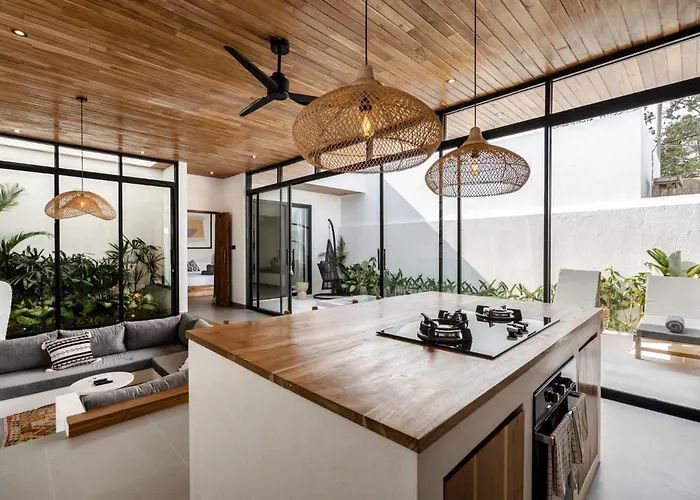 Casita Palm - By Yolla Hospitality Villa